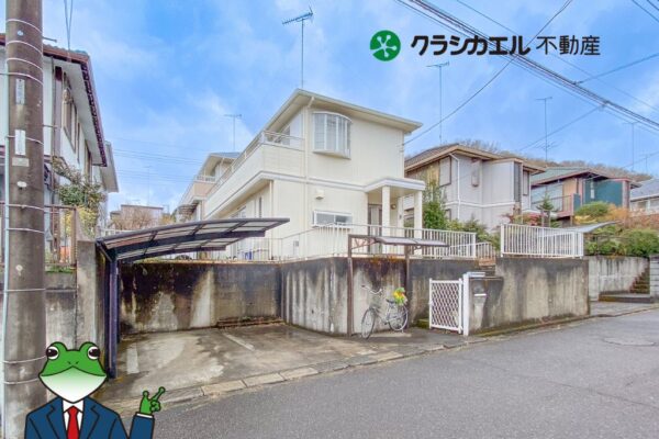 ＪＲ宇都宮駅行きのバス停まで徒歩２分！宇都宮グリーンタウン内、緑の多いゆとりある住宅地の軽量鉄骨造２階建