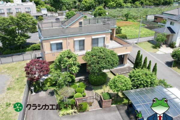 【ヘーベルハウス施工】屋上つきの4LDK+2S。南向きで日当たり良好！
