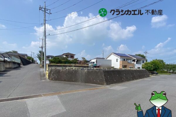 敷地面積１３４坪超の広大な更地。 建築条件なしでお好きな平屋プランを！
