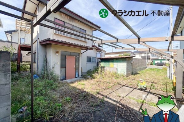 通りの視線から離れて 隠れ家のように暮らす 【建築条件なし・旗竿地】